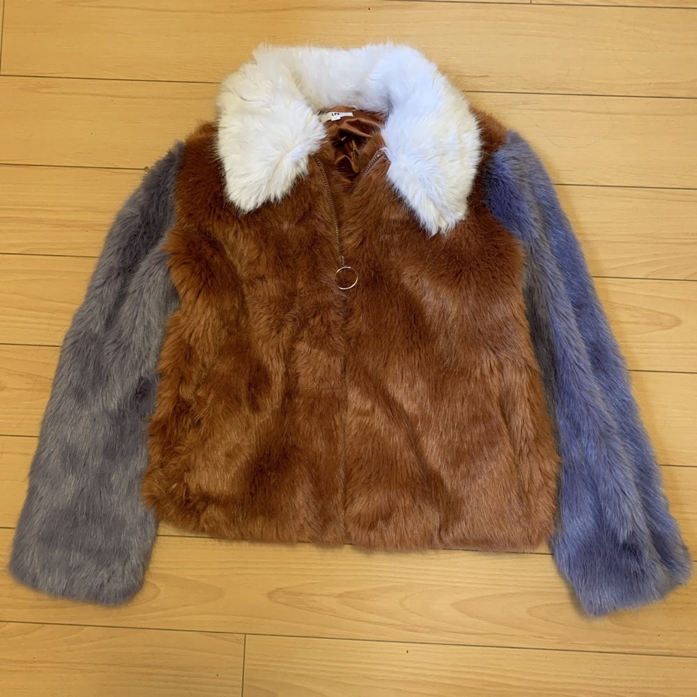 LPA FAUX FUR JACKET